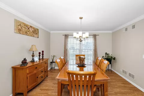 Dining - 3916 Nighthawk Ct, Naperville, IL 60540 photo 1 of 2