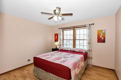 Bedroom - 3916 Nighthawk Ct, Naperville, IL 60540 photo 4 of 6