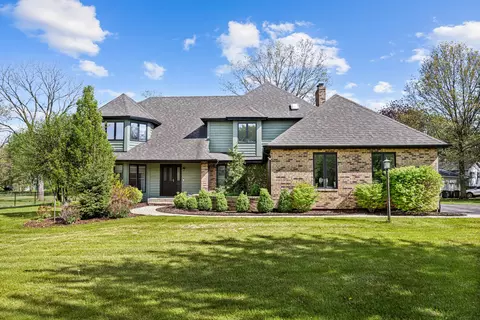 6 N131 Old Homestead Rd, Saint Charles, IL 60175