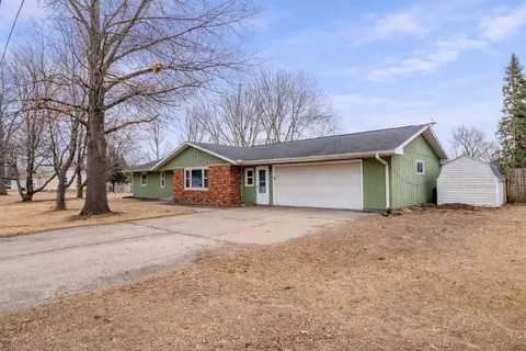 300 Highland Ave, Erie, IL 61250