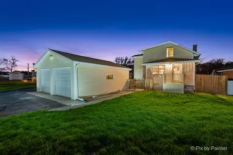 40433 N Bluff Dr, Antioch, IL 60002