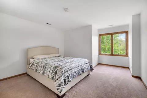 Bedroom - 910 Red Fox Ln, Oak Brook, IL 60523 photo 3 of 4