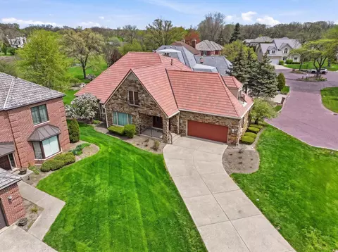 View/Area - 910 Red Fox Ln, Oak Brook, IL 60523 photo 5 of 9