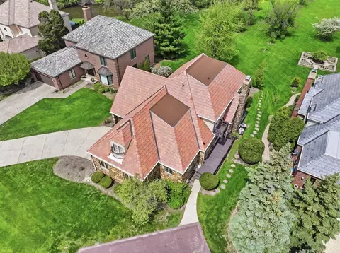 View/Area - 910 Red Fox Ln, Oak Brook, IL 60523 photo 4 of 9