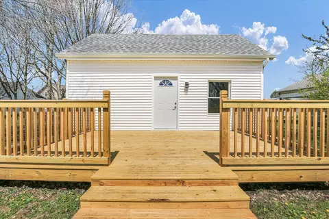 305 E Main St, Ogden, IL 61859