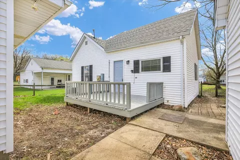 Exterior - 305 E Main St, Ogden, IL 61859 photo 4 of 8