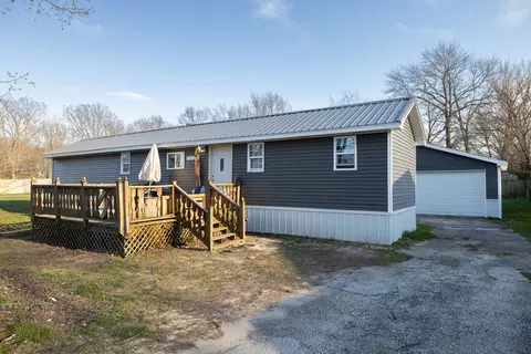 745 E Dayton Ct, Godley, IL 60407