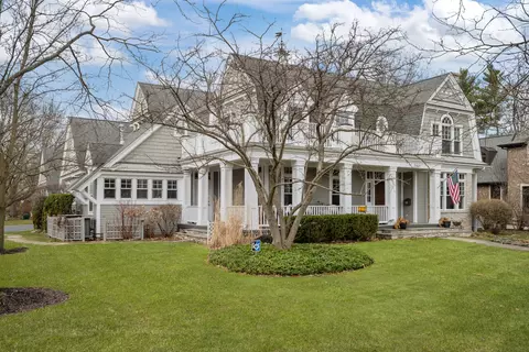 780 Prairie Rd, Glencoe, IL 60022