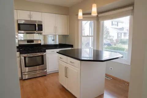 Kitchen - 5367 Sequoia Ct, Gurnee, IL 60031 photo 1 of 3