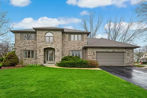 7757 Coventry Ln, Frankfort, IL 60423