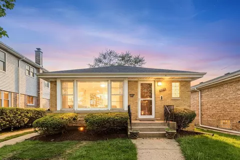 6344 N Kildare Ave, Chicago, IL 60646