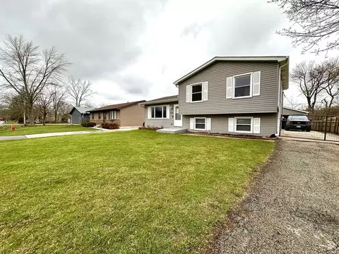 38093 N Cornell Rd, Beach Park, IL 60087