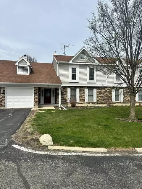 848 Chasefield Ln #3, Crystal Lake, IL 60014