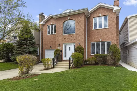 5138 Morse Ave, Skokie, IL 60077