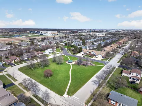 View/Area - 107 Walters Ln #2A, Itasca, IL 60143 photo 1 of 9