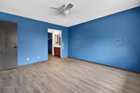 Bedroom - 107 Walters Ln #2A, Itasca, IL 60143 photo 1 of 3
