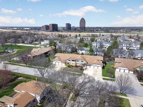 View/Area - 107 Walters Ln #2A, Itasca, IL 60143 photo 5 of 9