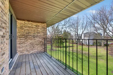 Exterior - 107 Walters Ln #2A, Itasca, IL 60143 photo 4 of 4