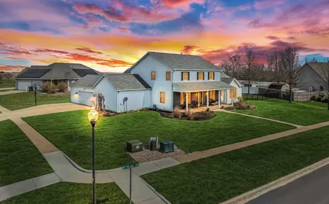 410 W Sangamon St, Fisher, IL 61843