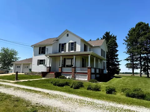 16606 Backbone Rd, Princeton, IL 61356