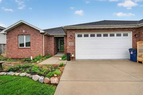 2031 Locust Rd, Morris, IL 60450 photo 2