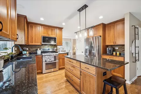 Kitchen - 1324 Richmond Ln, Bartlett, IL 60103 photo 2 of 3