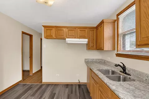Kitchen - 15613 S Homan Ave, Markham, IL 60428 photo 1 of 3