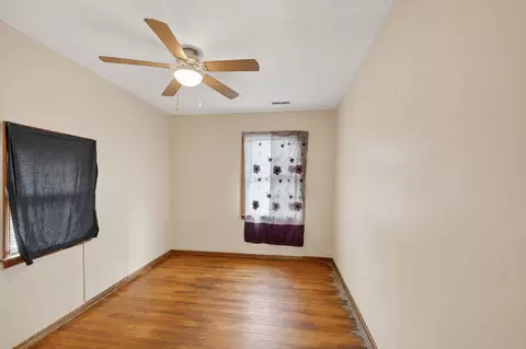 Bedroom - 15613 S Homan Ave, Markham, IL 60428 photo 4 of 4