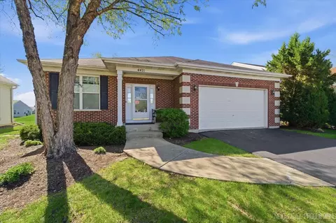 4471 E Millbrook Cir, Yorkville, IL 60560