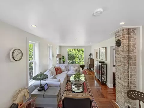 Living - 882 Willow Rd, Winnetka, IL 60093 photo 5 of 5