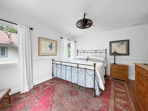 Bedroom - 882 Willow Rd, Winnetka, IL 60093 photo 3 of 3