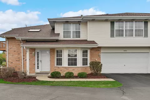 8434 Kirby Dr, Tinley Park, IL 60487