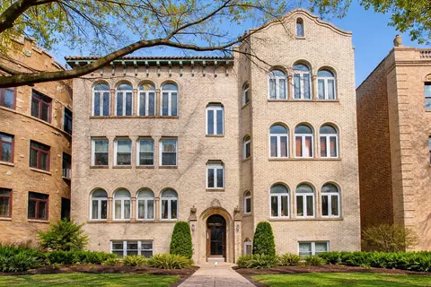 2314 W Farwell Ave #GW, Chicago, IL 60645