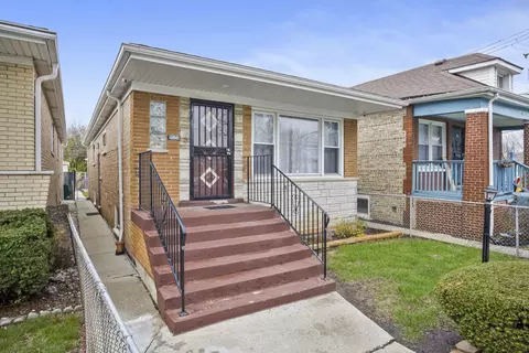 9520 S Yale Ave, Chicago, IL 60628