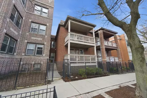 1539 W Addison St, Chicago, IL 60613