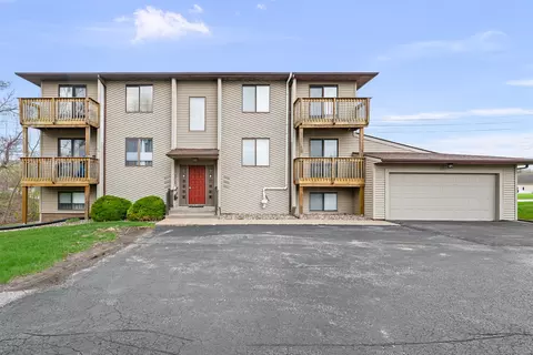 5231 26th Avenue A Ct #14, Moline, IL 61265