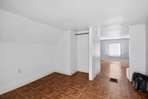Bedroom - 1622 E Cornell Ave, Springfield, IL 62703 photo 5 of 5