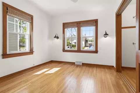 Bedroom - 516 Mcgregor St, Bloomington, IL 61701 photo 2 of 2