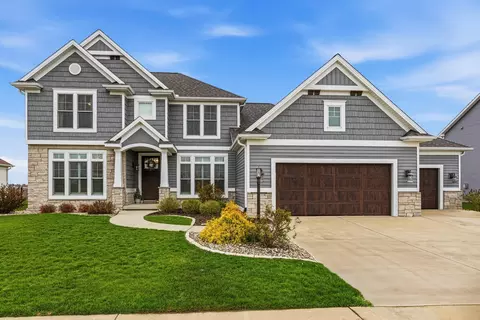 3812 Patriot Ln, Champaign, IL 61822