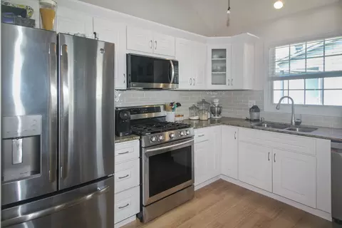 Kitchen - 728 Kristin Dr, Normal, IL 61761 photo 3 of 4
