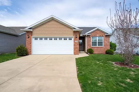 171 Eugene Dr, Normal, IL 61761