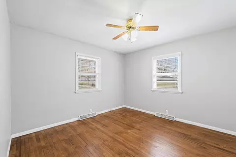 Bedroom - 1423 Rose Dr, Champaign, IL 61821 photo 2 of 7