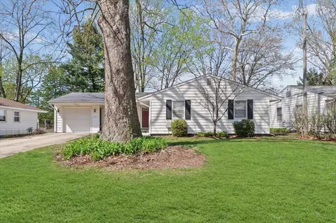 Exterior - 1423 Rose Dr, Champaign, IL 61821 photo 2 of 6