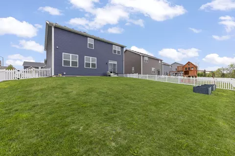 Exterior - 2219 Daly Ln, Plainfield, IL 60586 photo 4 of 6