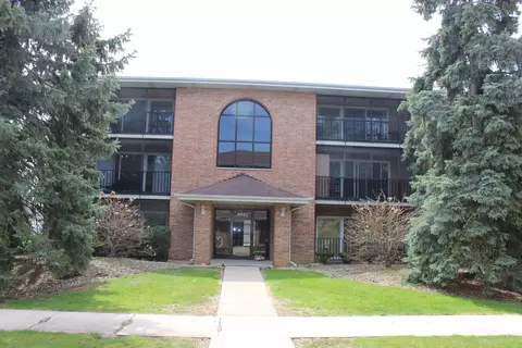 4943 E Circle Dr #305, Crestwood, IL 60418