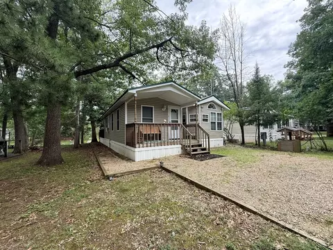 3-93 Woodhaven Lks, Sublette, IL 61367 photo 4