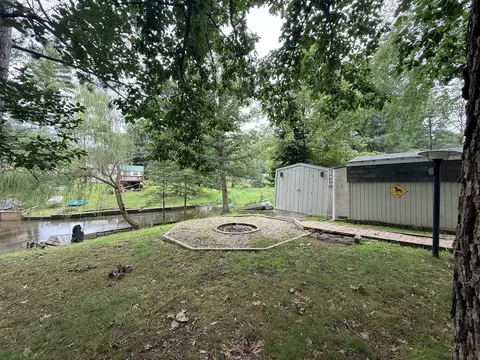 3-93 Woodhaven Lks, Sublette, IL 61367 photo 2