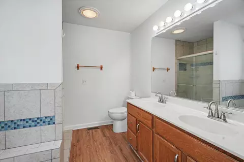 Bath - 505 E Tomaras Ave, Savoy, IL 61874 photo 1 of 4