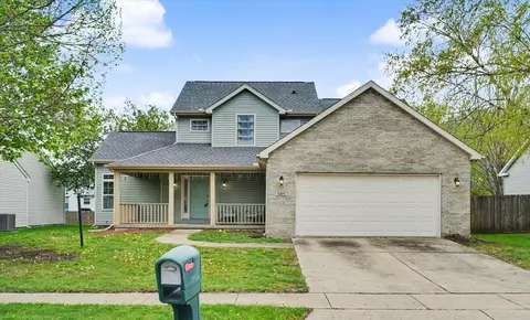 505 E Tomaras Ave, Savoy, IL 61874
