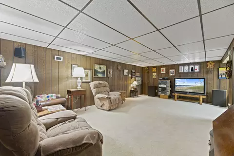 Other - 1129 Osterman Ave, Deerfield, IL 60015 photo 4 of 9
